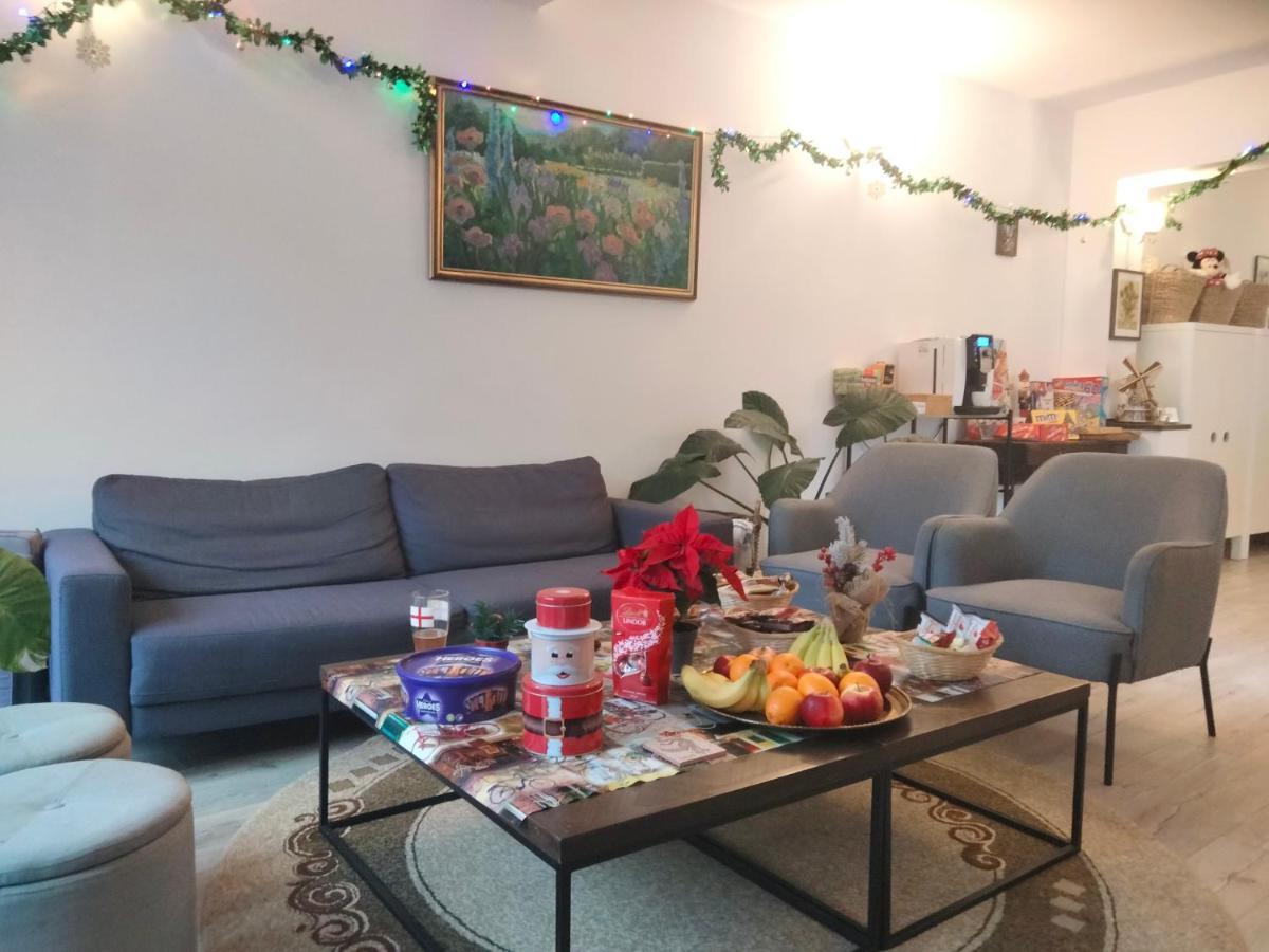Casa Scheiana Acomodação com café da manhã Braşov Exterior foto