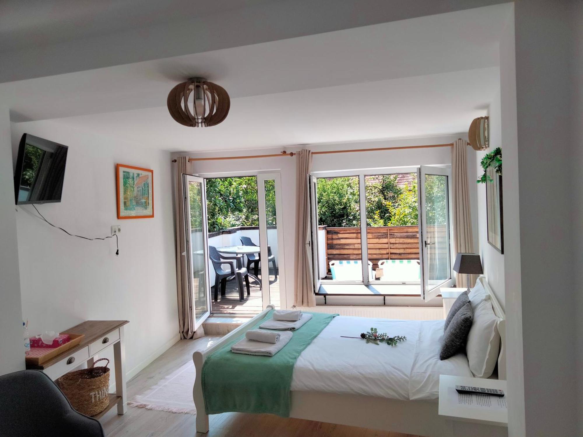 Casa Scheiana Acomodação com café da manhã Braşov Exterior foto